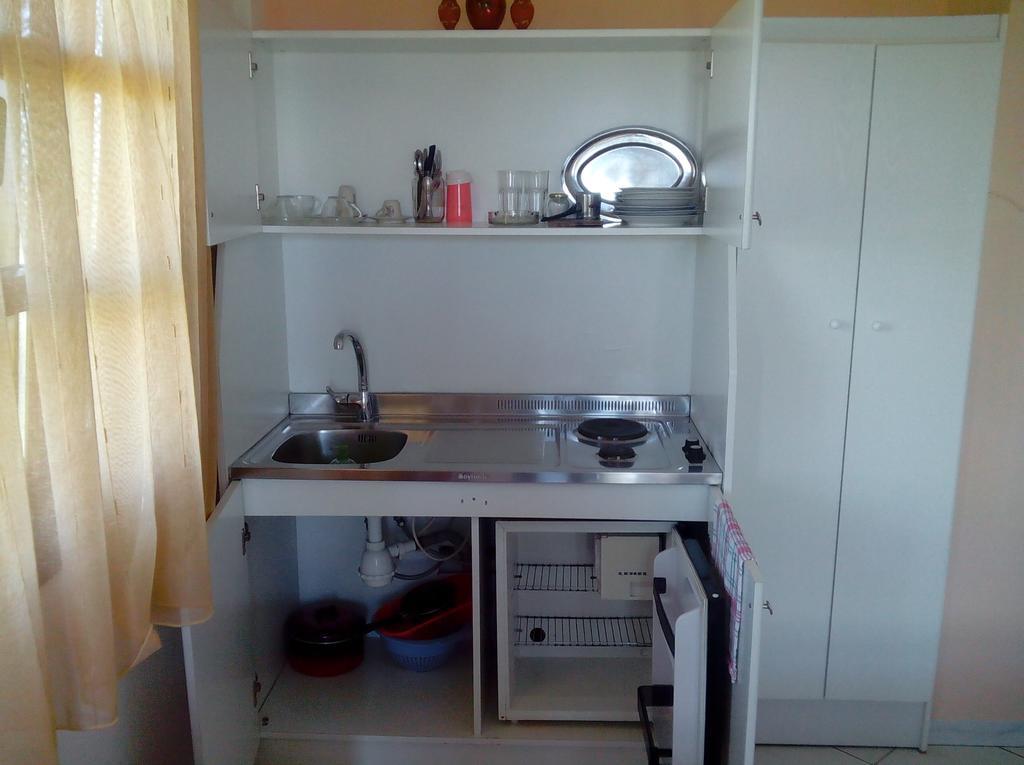 Skala Rachoni  Villa Thomi الغرفة الصورة
